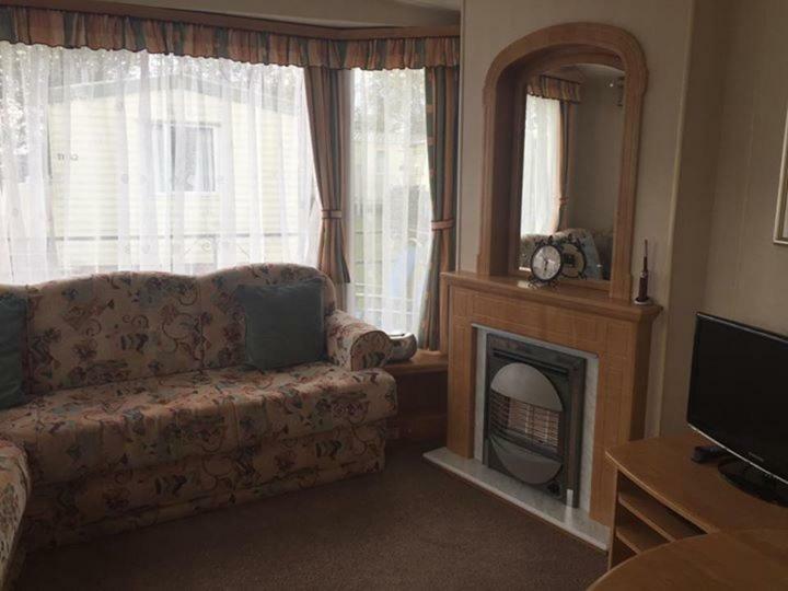 8 Berth Caravan Tp49 On The Golden Palm Chapel St Leonards سكيغنيس المظهر الخارجي الصورة
